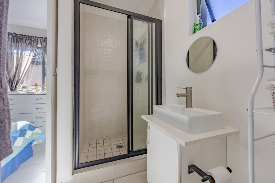 4 Bedroom Property for Sale in Belgravia Western Cape